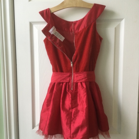 American Girl Joyful Jewels Red Holiday Dress - Picture 4 of 10
